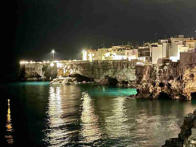 Az esti Polignano a Mare